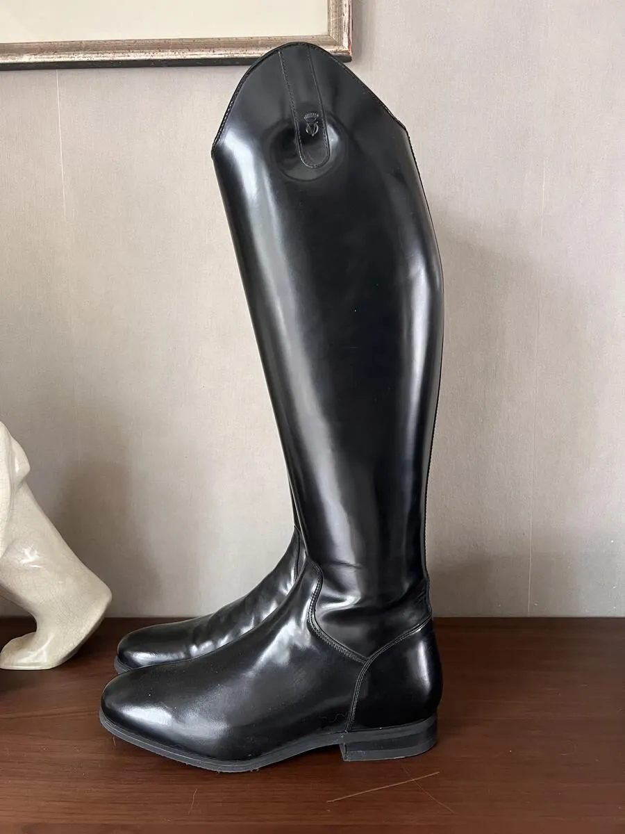 Bottes de dressage cuir noir neuves