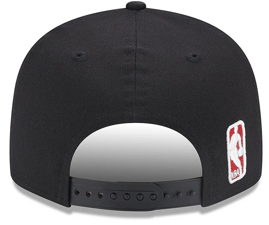 casquette New Era 9FI Contrast Side Patch NBA Chicago Bulls - Black/Faded Red - men´s