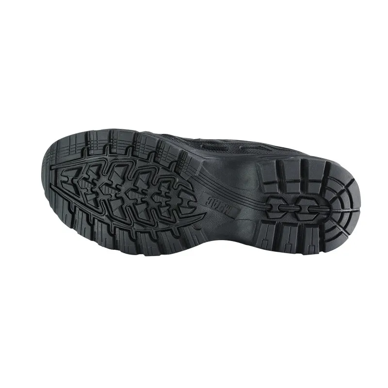 Chaussures de sport pompier