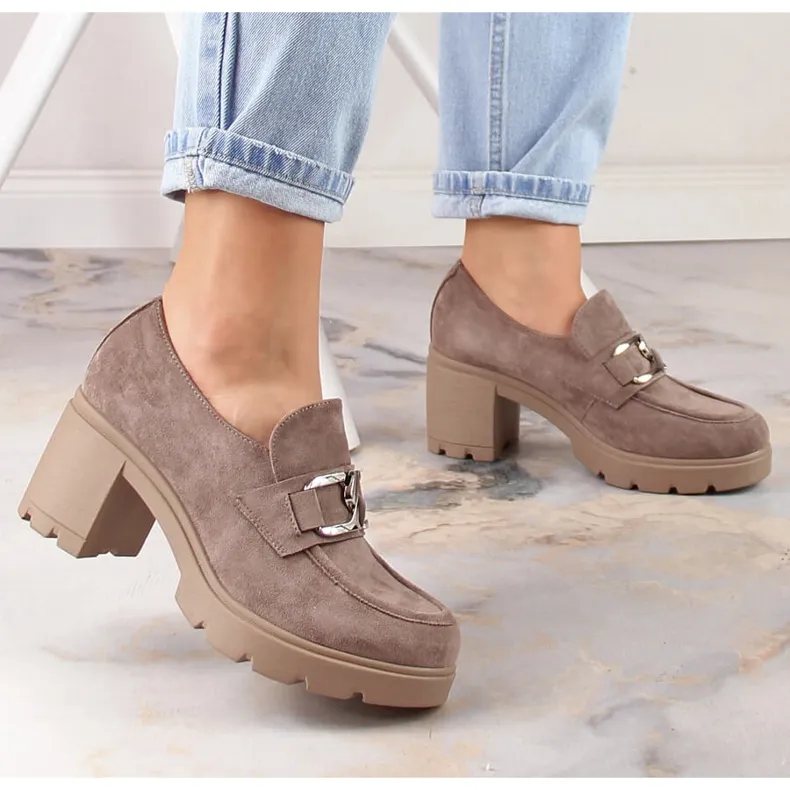 Chaussures en daim pour femmes sur le poteau et plateforme beige Potocki SZ12041