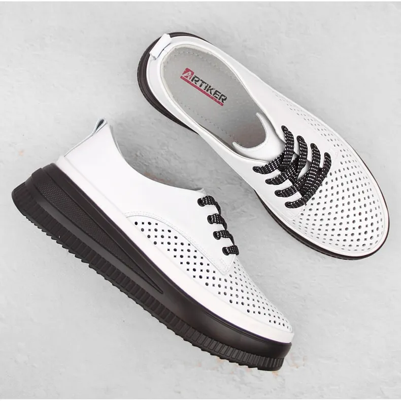 Chaussures femme en cuir ajouré sur plateforme, blanc Artiker 54C1708 blanche