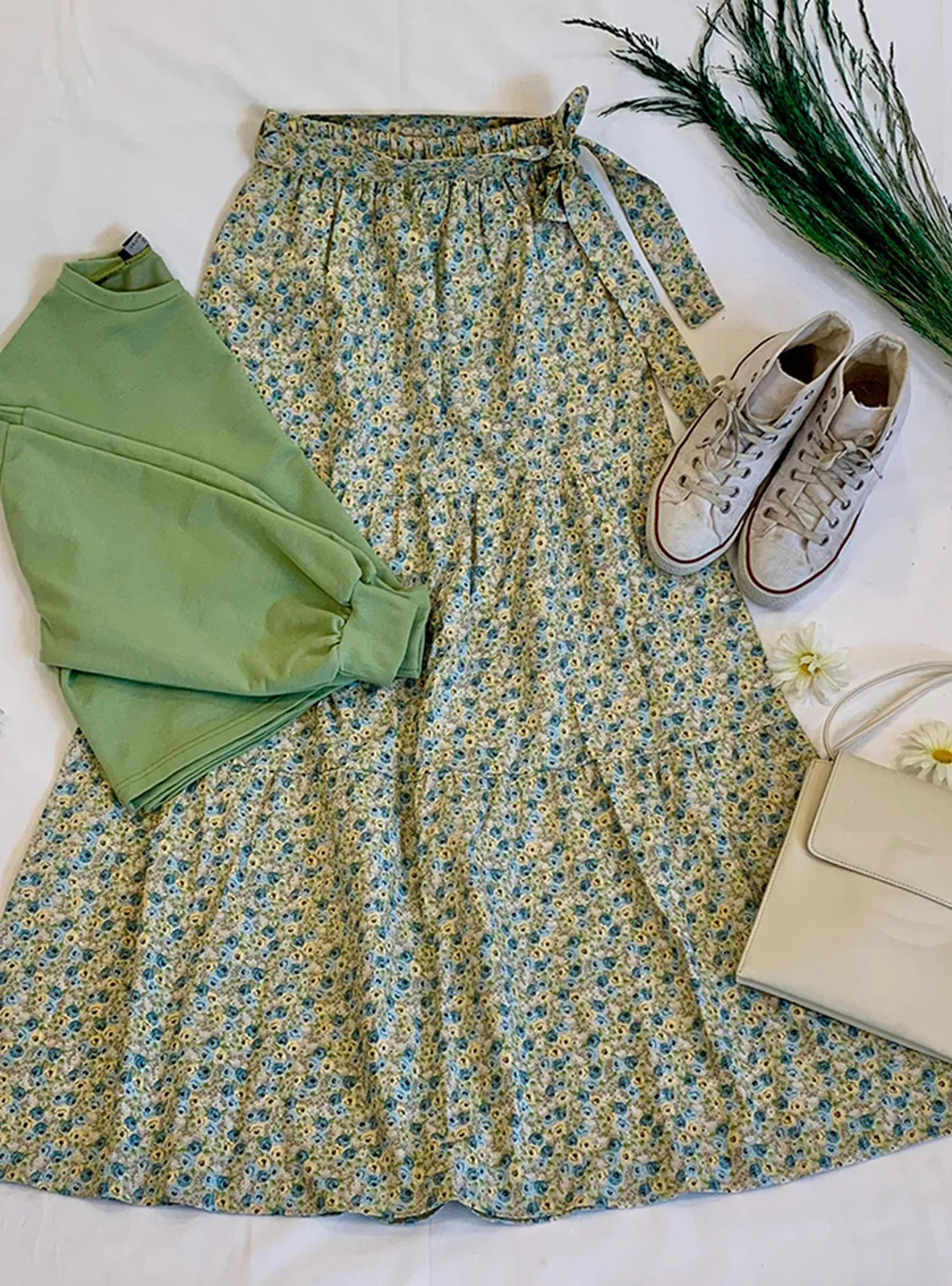 Green - Floral - Unlined - Crew neck - Suit
