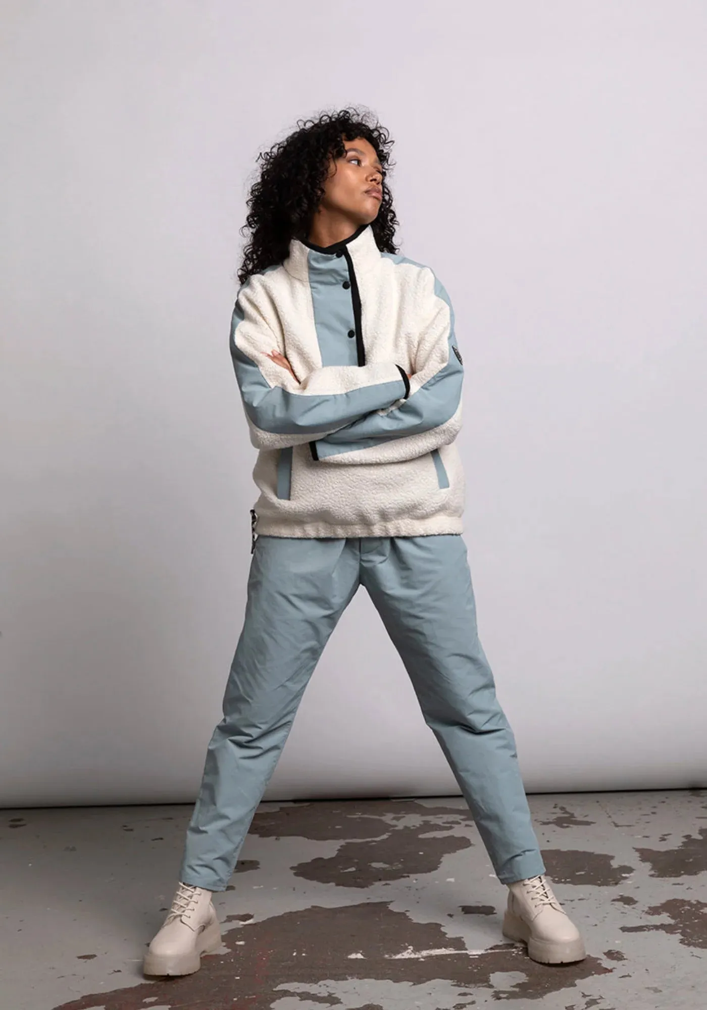 Hoodie Sherpa unisexe Cocoon écrue et bleue
