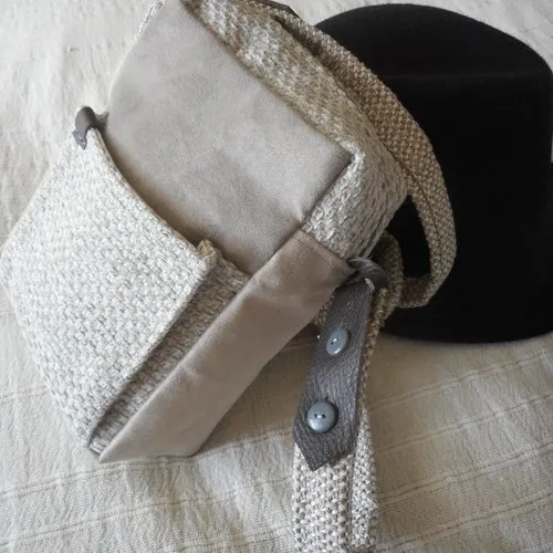 Pochette messenger hommes gris et noir, sacoche cuir pour lui, cadeau st valentin pour lui.