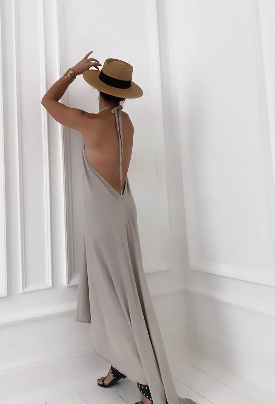 Robe sable dos nu en coton